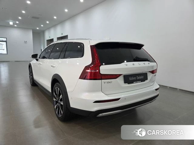 Volvo V60 Cross-Country 2nd Generation id 4947047 из Кореи 12