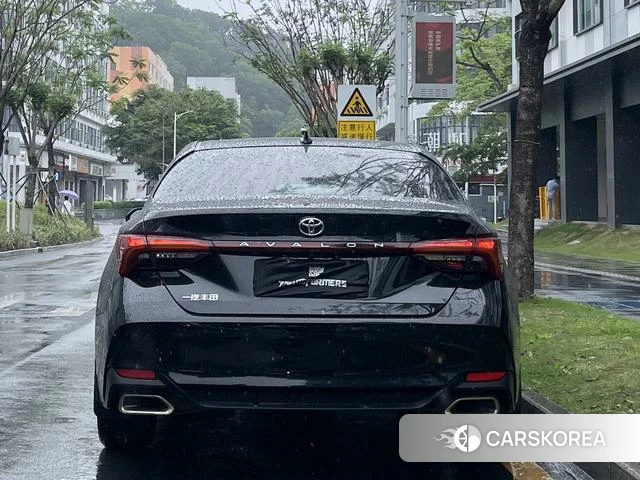 Toyota Avalon 2024 Черный из Китая, фото 6