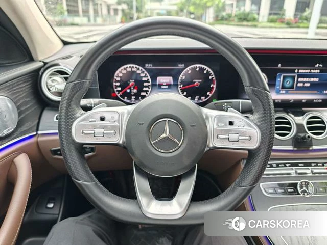 Mercedes-Benz E-Class 2021 Черный из Китая, фото 5