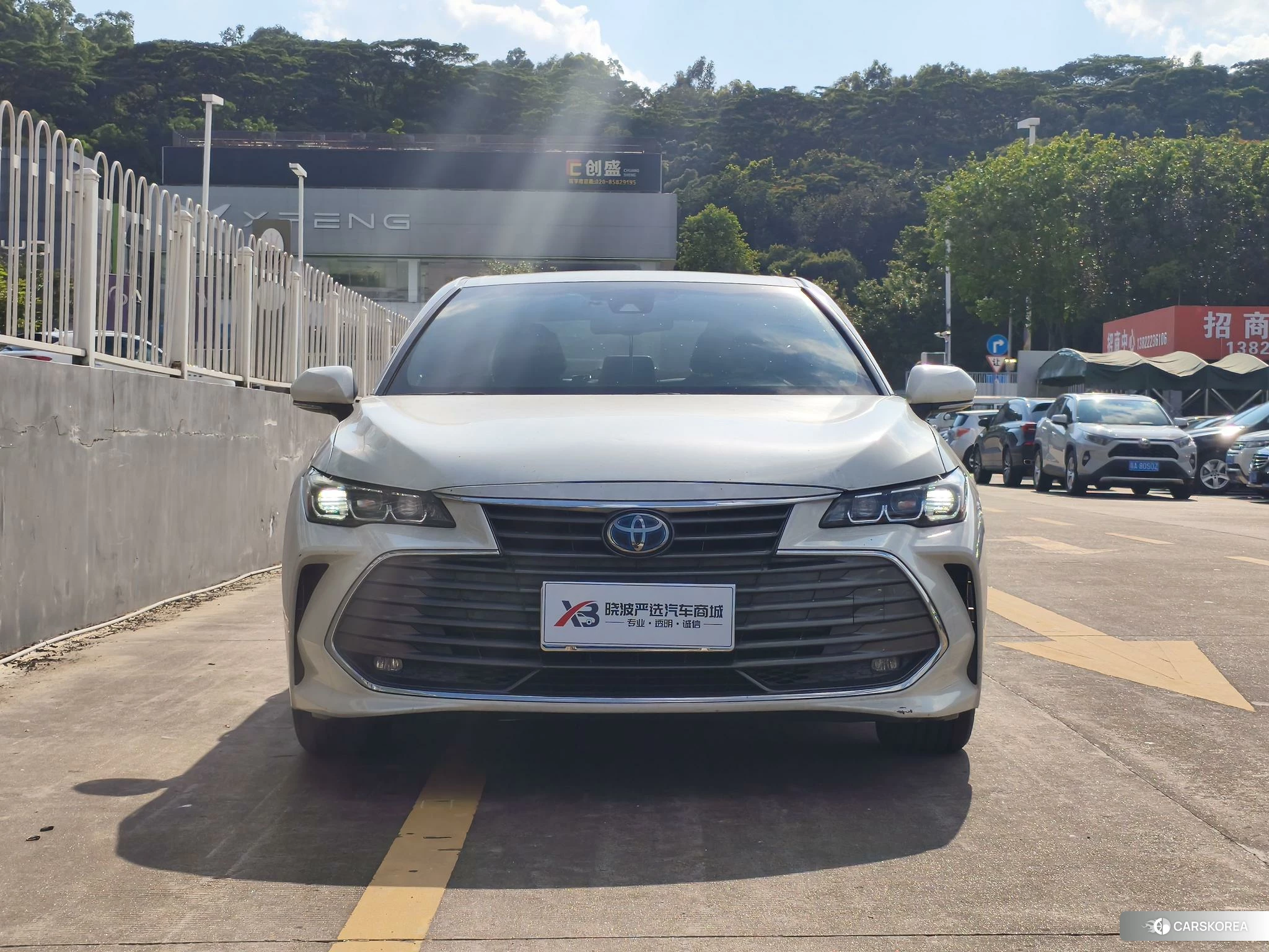 Toyota Avalon 2019 Белый из Китая, фото 2