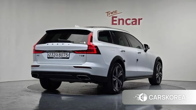 Volvo V60 Cross-Country 2nd Generation id 3955392 из Кореи 12