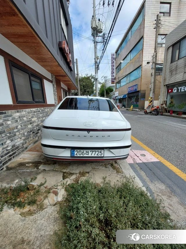 Hyundai Grandeur (GN7) 2023 Белый из Кореи, фото 2