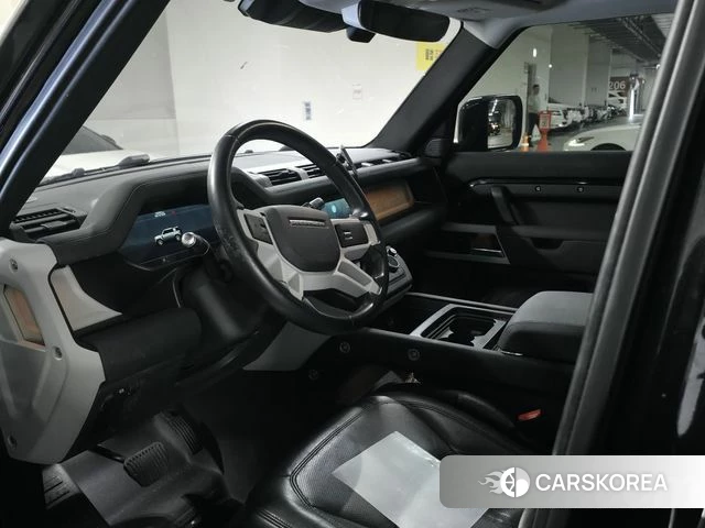 Land Rover Defender (L663) 2021 Черный из Кореи, фото 2