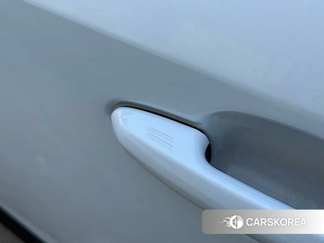 Toyota RAV4 2023 Белый из Китая, фото 6