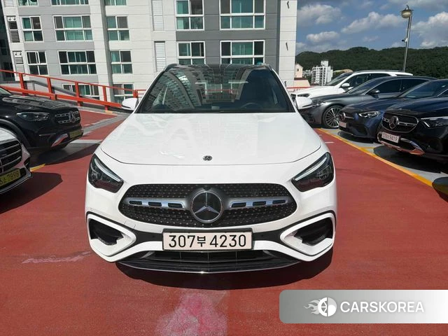 Mercedes-Benz GLA - Class H247 2025 Белый из Кореи, фото 2