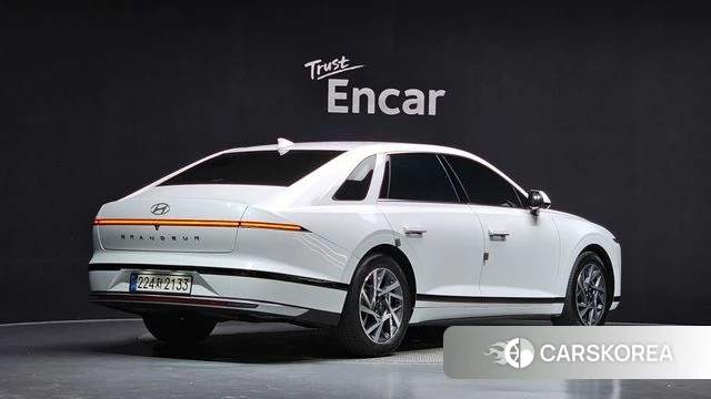 Hyundai Grandeur Hybrid (GN7) id 4834720 из Кореи 12