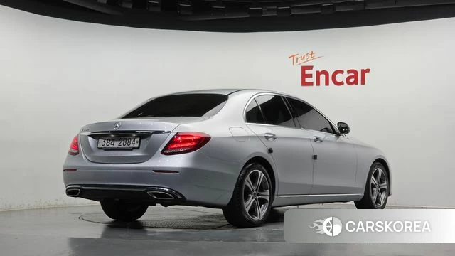 Mercedes-Benz E-Class W213 id 4937508 из Кореи 12