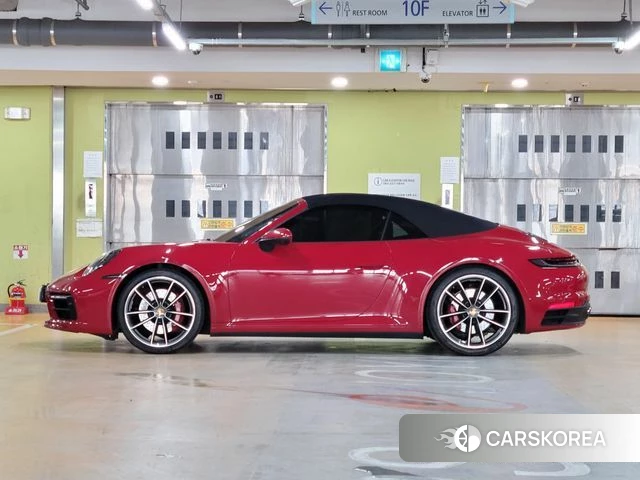 Porsche 911(992) id 3904764 из Кореи 12