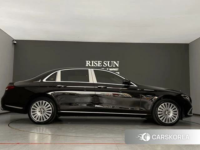 Mercedes-Benz E-Class 2023 Черный из Китая, фото 4