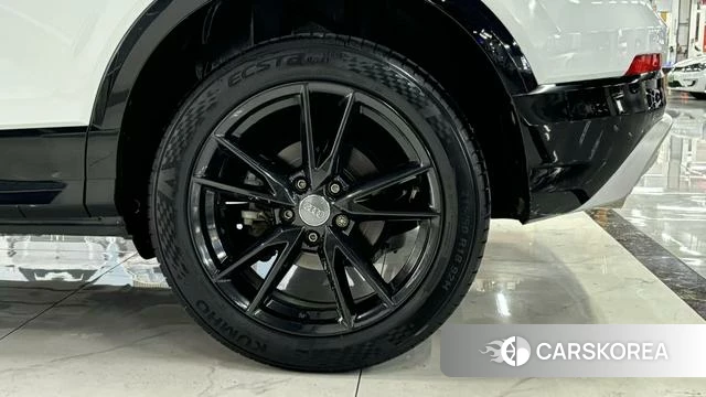Audi Q2L 2021 Белый из Китая, фото 2