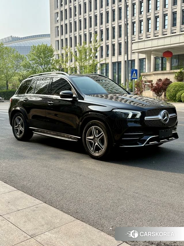 Mercedes-Benz GLE 2023 Черный из Китая, фото 2