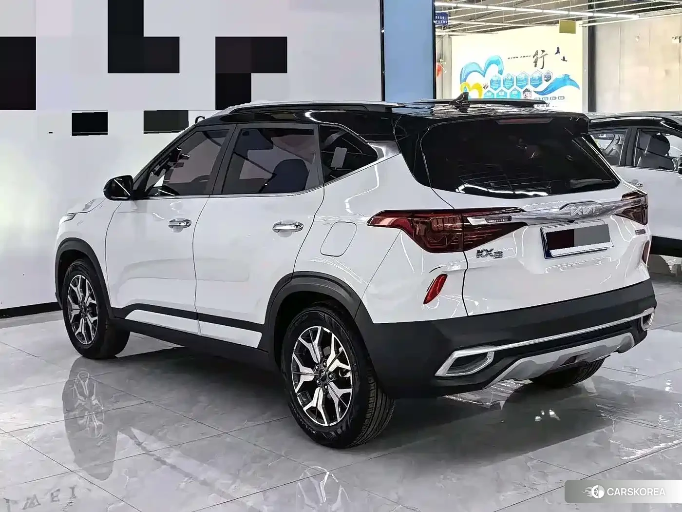 Kia KX3 2022 Белый из Китая, фото 2