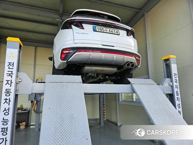 Hyundai Tucson Hybrid (NX4) 2023 Белый из Кореи, фото 2