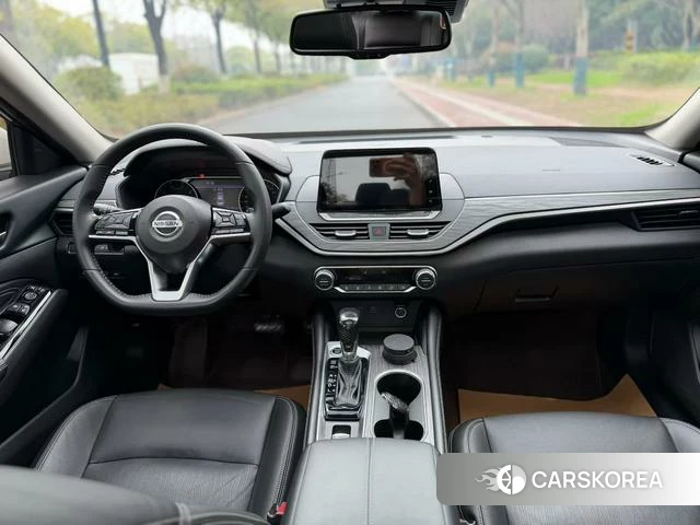 Nissan Altima 2021 Белый из Китая, фото 2