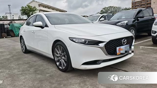 Mazda 3 2021 Белый из Китая, фото 2