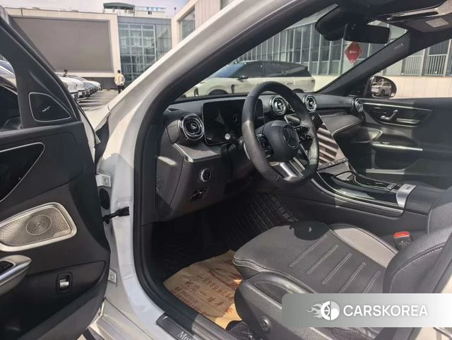 Mercedes-Benz C-class 2023 Белый из Китая, фото 2