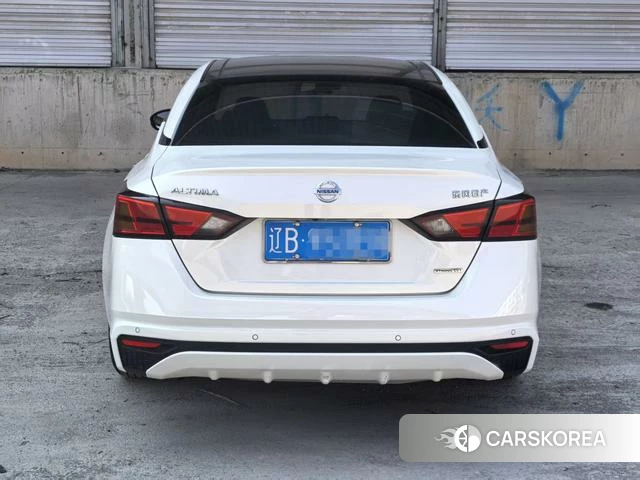 Nissan Altima 2021 Белый из Китая, фото 2