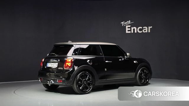 Mini Cooper S id 5028449 из Кореи 12