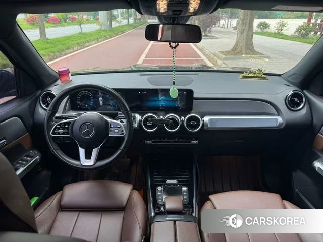 Mercedes-Benz GLB 2021 Черный из Китая, фото 2