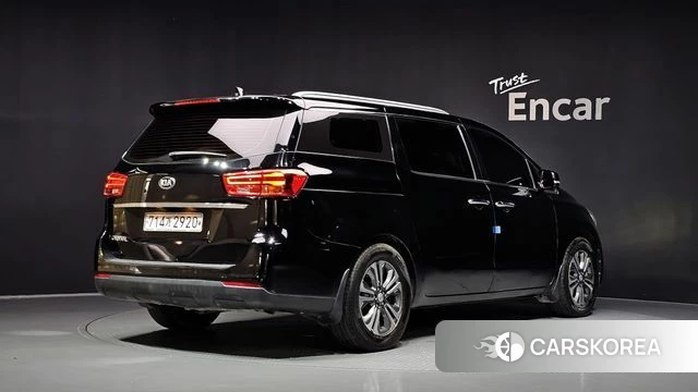 Kia The New Carnival id 4998655 из Кореи 12