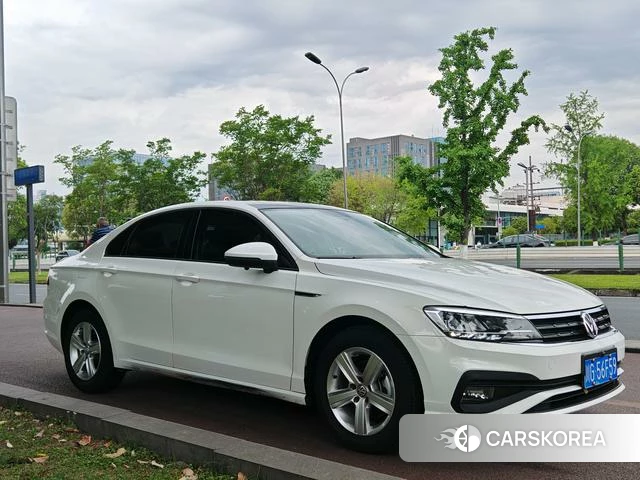 Volkswagen Lamando 2022 Белый из Китая, фото 2