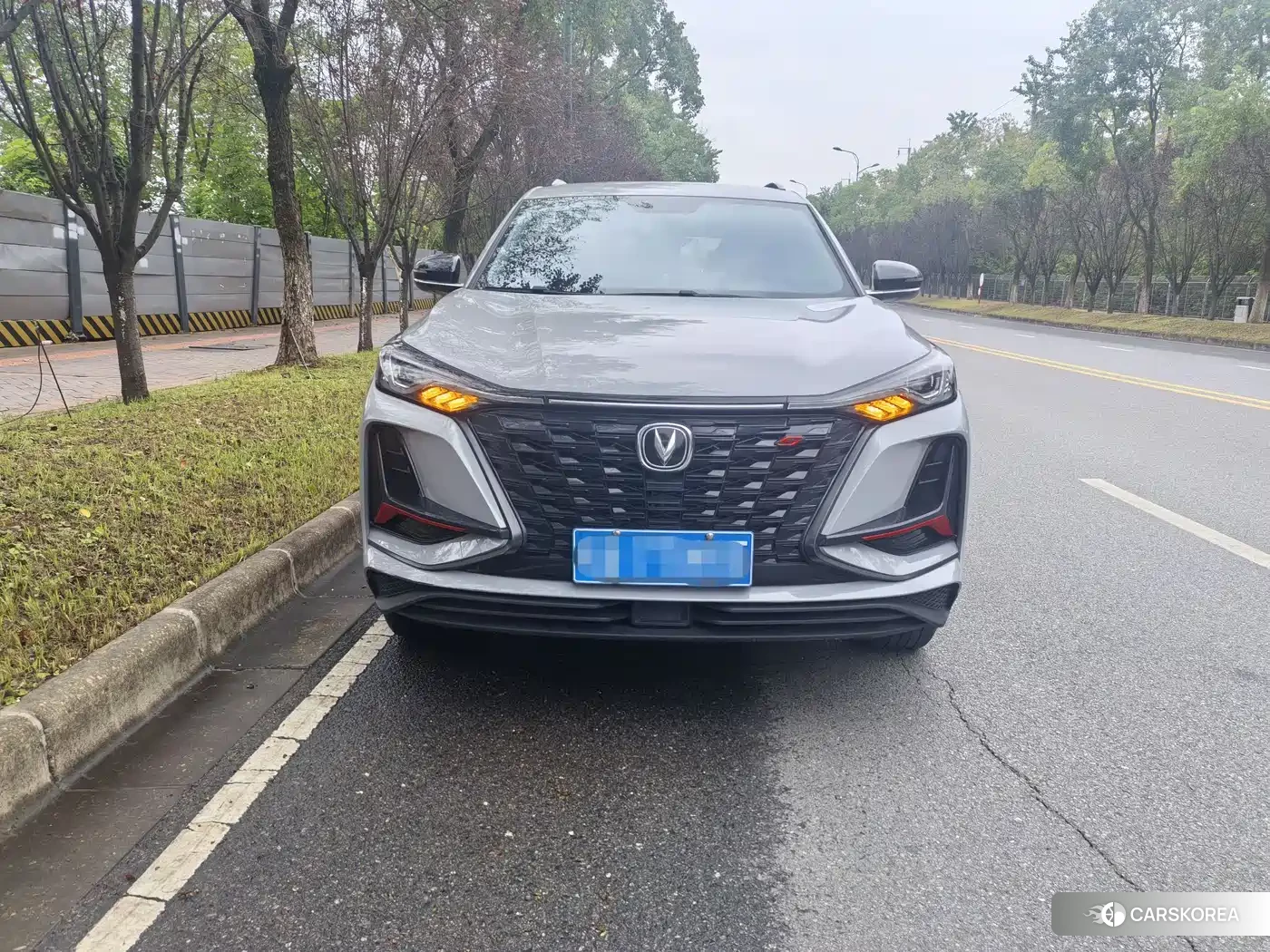 Chang'an Changan CS75PLUS 2022 Silver/gray из Китая, фото 2