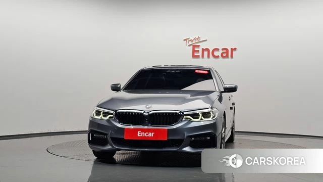 BMW 5 Series (G30) id 5029503 из Кореи 12