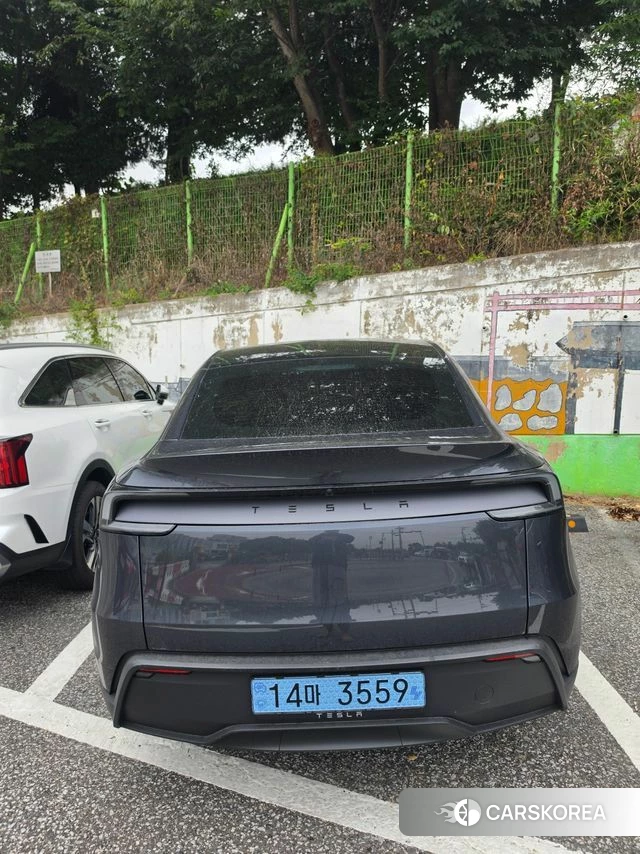 Tesla Model Y 2026 Серый из Кореи, фото 6