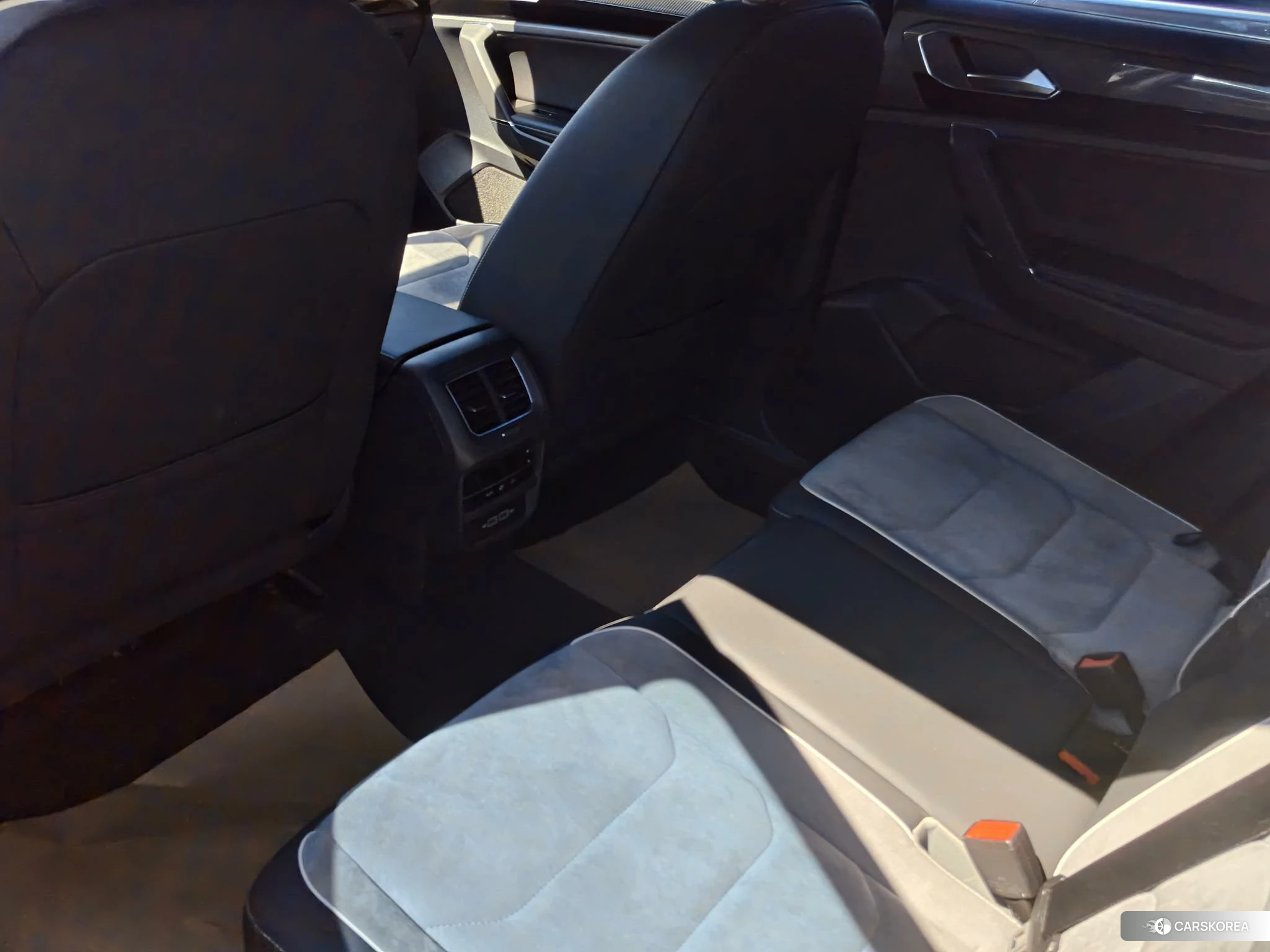 Volkswagen Tayron 2021 Белый из Китая, фото 4