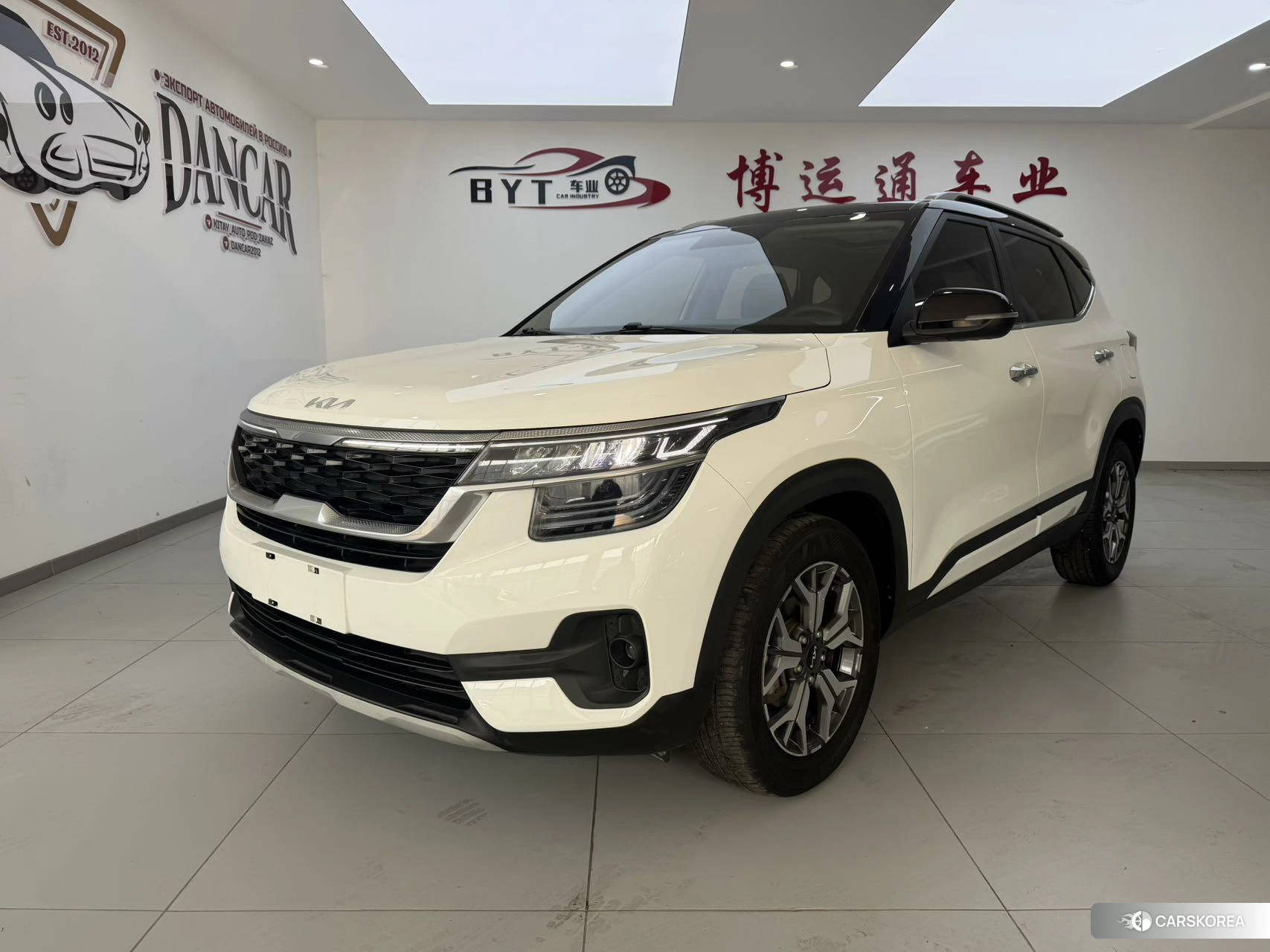 Kia KX3 2021 Белый из Китая, фото 2