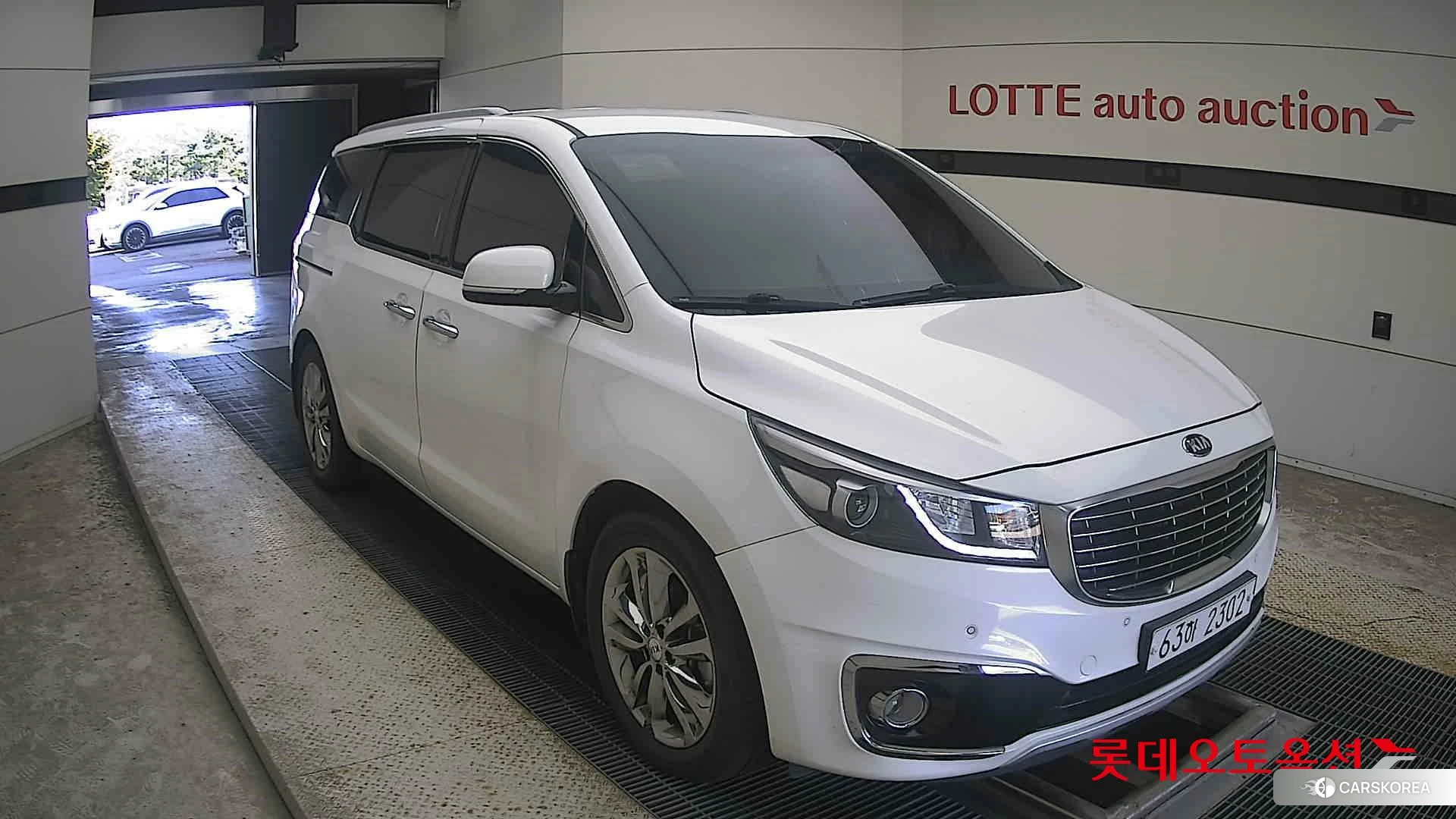 Kia Carnival id 4989989 из Кореи 12