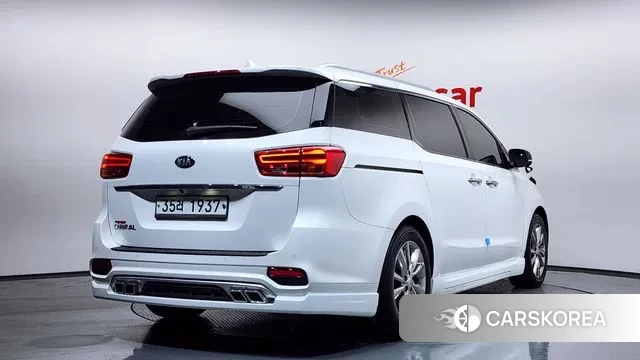 Kia The New Carnival id 3754187 из Кореи 12