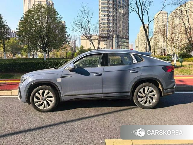 Volkswagen Tayron 2026 Синий из Китая, фото 2