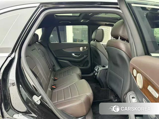 Mercedes-Benz GLC 2021 Черный из Китая, фото 2