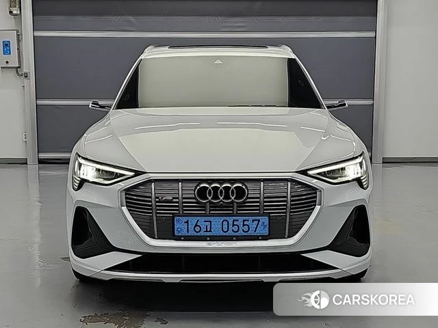 Audi e-Tron id 4942466 из Кореи 11