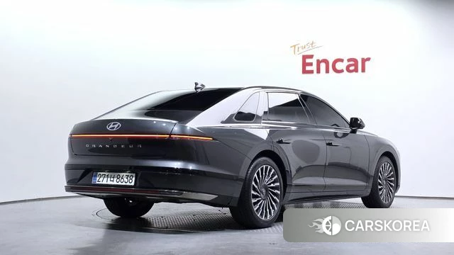 Hyundai Grandeur (GN7) id 5015911 из Кореи 12