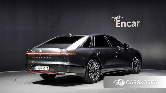 Hyundai Grandeur (GN7) id 5038918 из Кореи 12