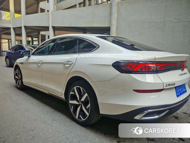 Volkswagen Lamando 2023 Белый из Китая, фото 4