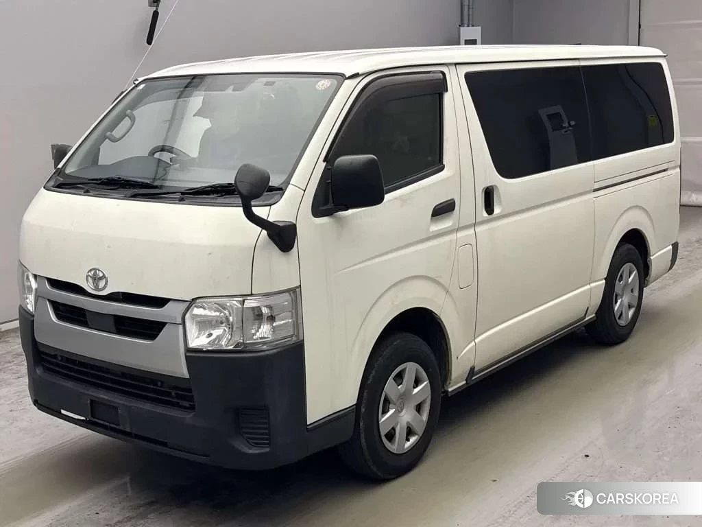 Toyota HiAce Van 2021 из Японии, фото 2