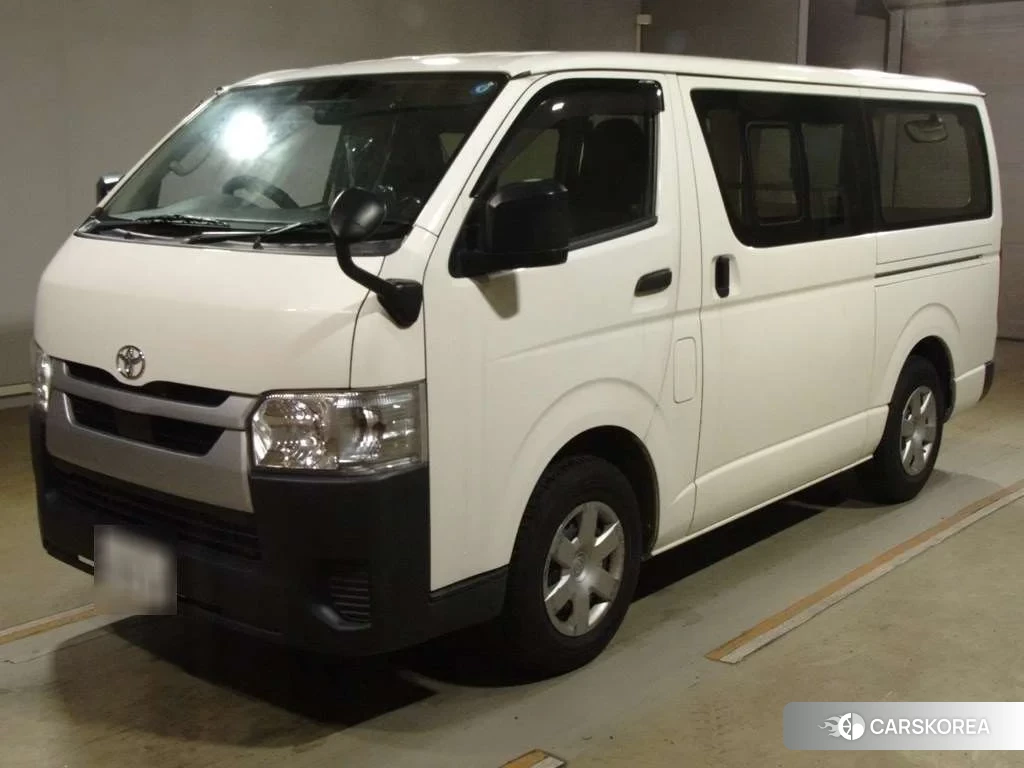 Toyota HiAce Van 2021 из Японии, фото 2
