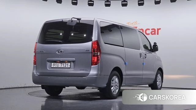 Hyundai The New Grand Starex id 5028314 из Кореи 12