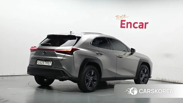 Lexus UX250h id 5033686 из Кореи 12