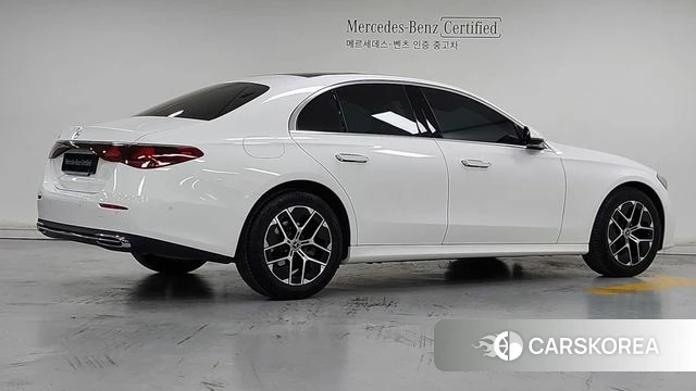 Mercedes-Benz E-Class W214 id 4995386 из Кореи 10