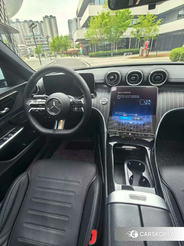 Mercedes-Benz C-class 2023 Белый из Китая, фото 2