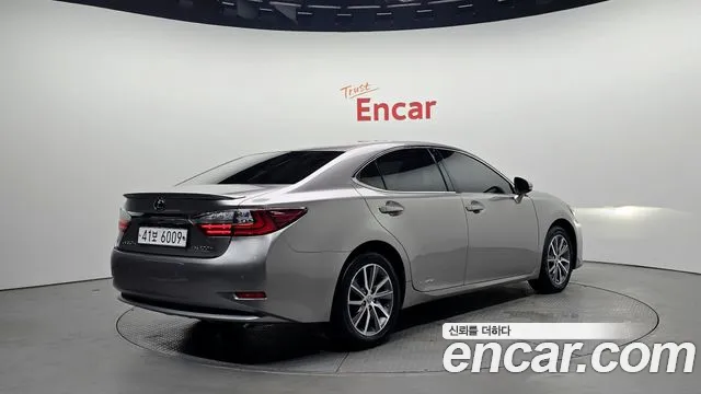 Lexus New ES300h id 2827767 из Кореи 12