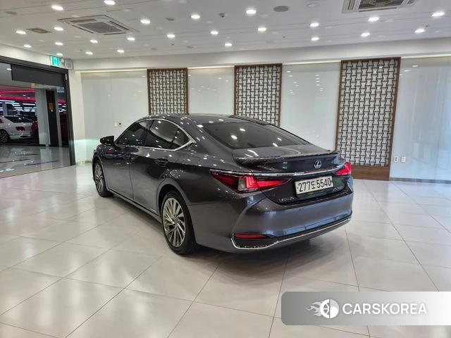 Lexus ES300h 7th generation id 5022866 из Кореи 7