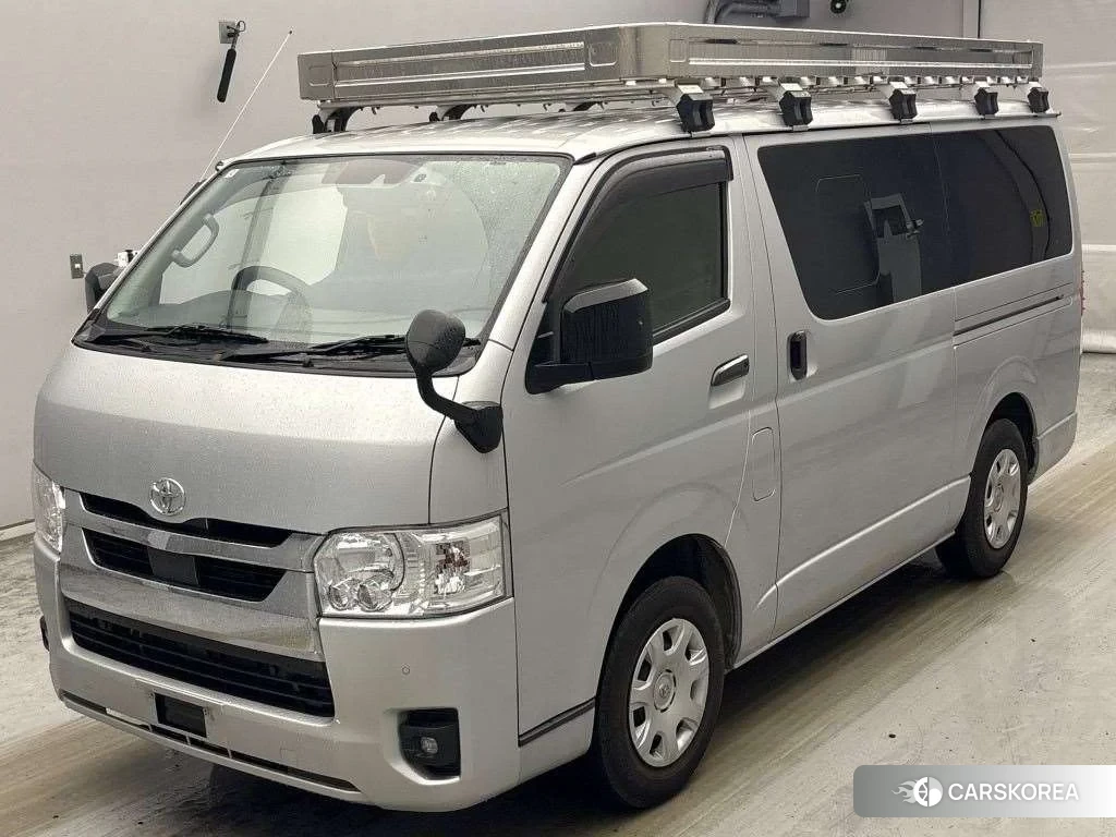 Toyota HiAce Van 2023 из Японии, фото 2