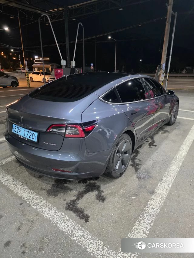 Tesla Model 3 2021 Серый из Кореи, фото 3