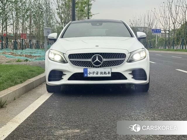 Mercedes-Benz C-class 2020 Белый из Китая, фото 2