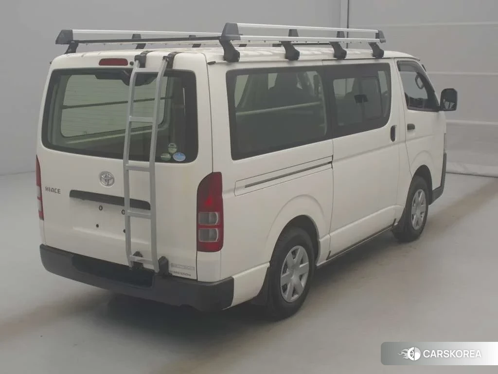 Toyota HiAce Van 2020 из Японии, фото 2